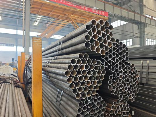 Yüksek performanslı özel 15CrMo kazan çelik borular ısıya dayanıklı