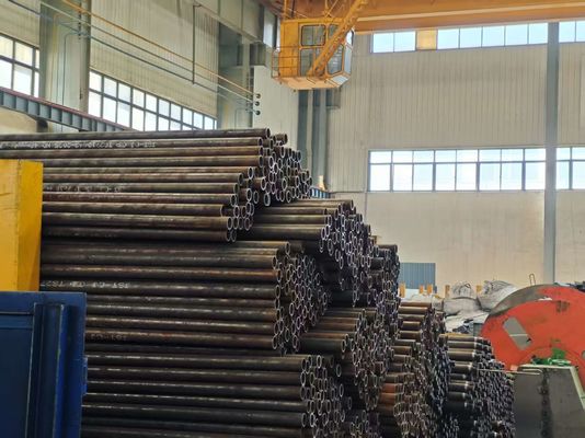 Yüksek basınçlı kazanlar için özelleştirilmiş dikişsiz karbon çelik kazan tüpleri