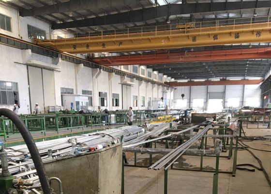 TP304L TP316L Dikişsiz Kaynaklı Paslanmaz Çelik Boru / Kaynak Paslanmaz Boru ASTM A249 ASME SA249 38.1 * 1.2 1.5MM