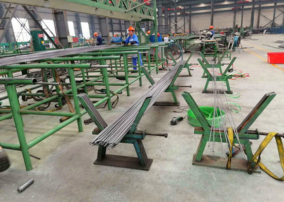 Siyah Boyama Alaşımlı Çelik Dikişsiz Boru Astm A335 P11 P22 P5 P9 Ba 4 "Sch120 * 11.6m