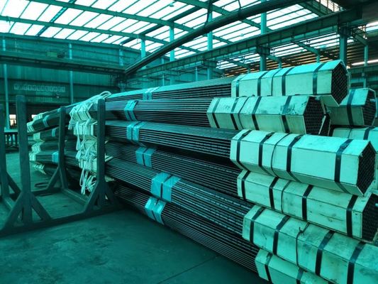Kazan Programı 40 için 28 inç Karbon Çelik Kaynaklı Tavlı Boru EN Standardı