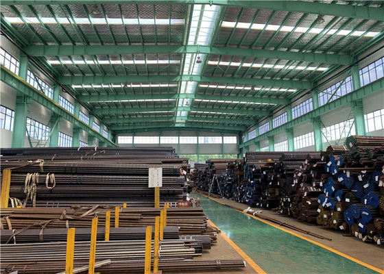 ASTM SA192 Petrol Endüstrisi için Dikişsiz Kazan Borusu 76x6.5x6000mm