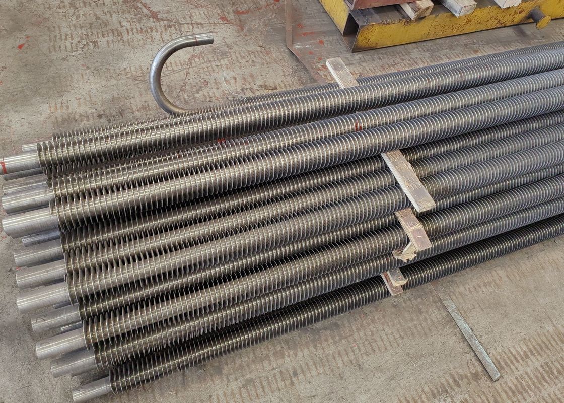 Yüksek sıcaklık ortamları için alaşım veya karbon çelik kazan spiral kanat tüpü