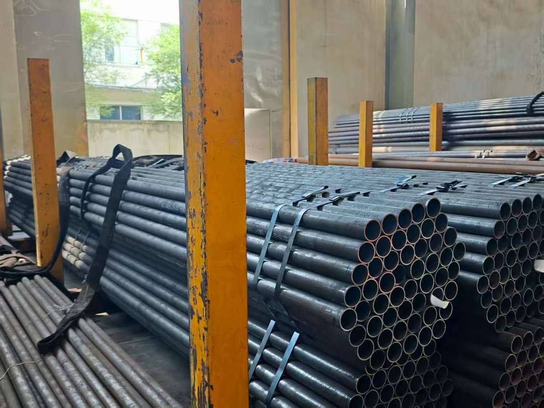 Dikişsiz Kazan Boruları ASTM A106 Karbon Çeliği 1.2-20mm Kalınlık