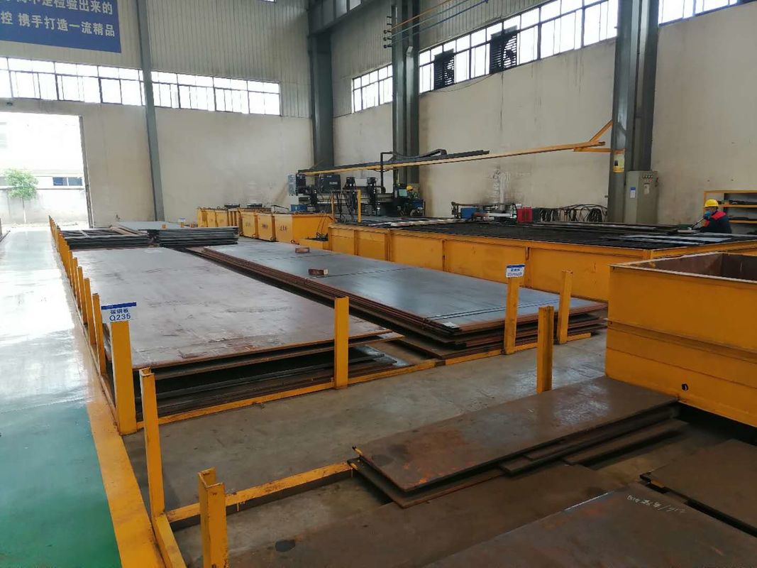 Soğuk Haddelenmiş Veya Sıcak Haddelenmiş Paslanmaz Çelik Levha Kalınlığı 6 - 80mm Q235 Q345 B C D E